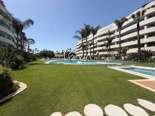 Flat  Ar a cañas-f rodeo. Exclusivo piso de 3 dormitorios en el embrujo de banus