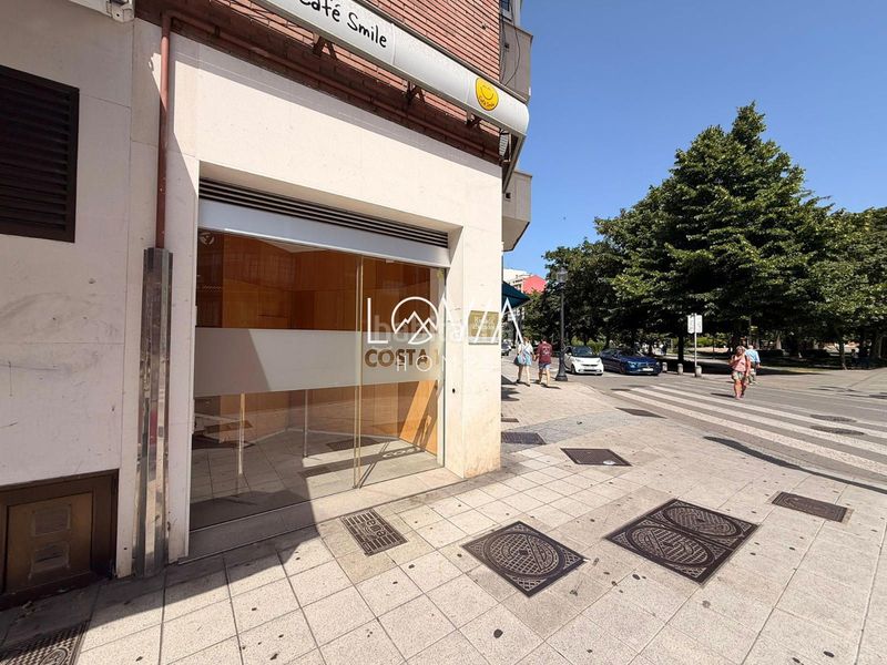 Foto 62e9cf05-15ae-45a3-83b1-7590055e27a9. Pis amb terrassa a Centro Gijón