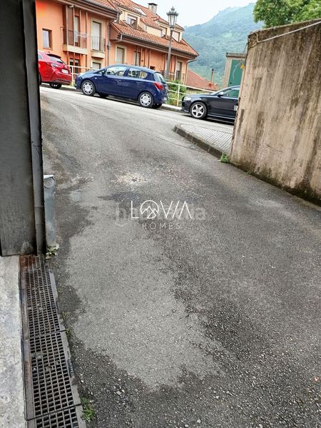 Foto 41a2c4b0-d134-4f0f-97e5-20cd0fd7ab39. Aparcament cotxe a Limpias