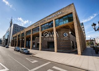 Local Comercial  Carlos lópez otín. Local comercial 90m2  en centro cívico comercial  oviedo asturia