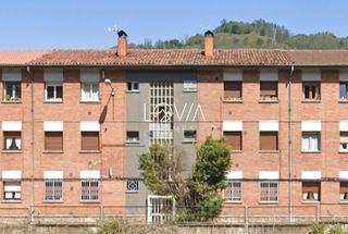 Pis  Rio caudal. En mieres