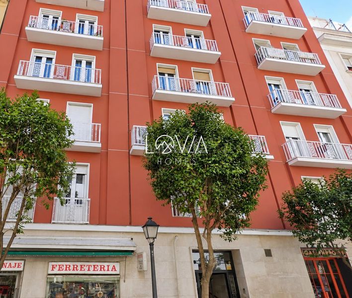 Foto 92b1a4b3-f91c-4262-83d3-73b8c378a5c2. Pis a Ibiza Madrid