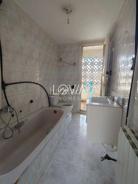 Foto 6bf52cd5-f583-4437-bbdb-2f2b5f680906. Piso  de 87 m2 en cardenal herrera oria en Alisal - San Román Santander