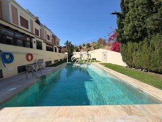 Casa a schiera in Parque Clavero. Chalet pareado en una de las mejores zonas de málaga