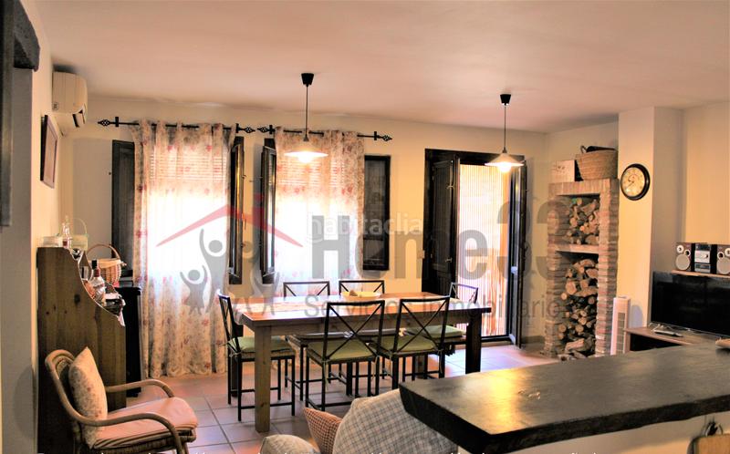 Foto 00b1e8fa-8cef-49a6-bb72-e0ca300cb5d0. Piso vivienda rústica en pista del castaño con vistas al valle en Ohanes