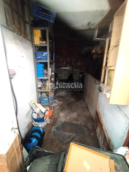 Foto b0021b1a-d8ab-4806-b828-f7c7ca1e339e. Local comercial a Coria del Río