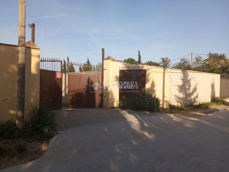 Foto b6fc271a-84b2-45a0-8b35-18050b1bf4ec. Masía casa rural en venta en Coria del Río