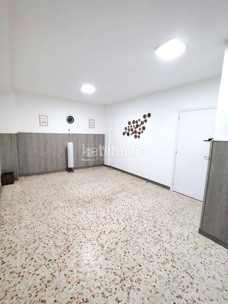 Foto b0e3f0c2-90c8-4c52-89eb-880dcb1ad104. Local comercial a Coria del Río