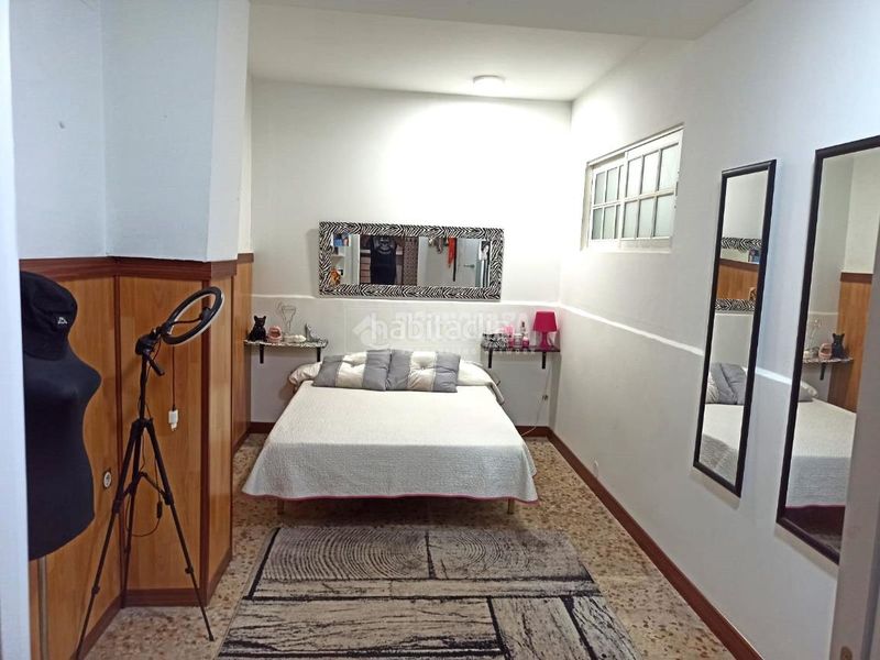 Foto c289804d-a0a3-4f58-a9c9-d576ab814f70. Local comercial a Coria del Río