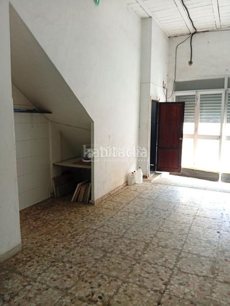 Foto 503a1cf4-076b-4411-8a07-b9863c6fc83c. Casa aparellada amb aparcament a Coria del Río