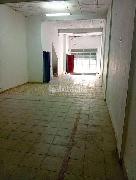 Foto 5e693a98-f841-48ba-a623-47d53598642b. Casa aparellada amb aparcament a Coria del Río