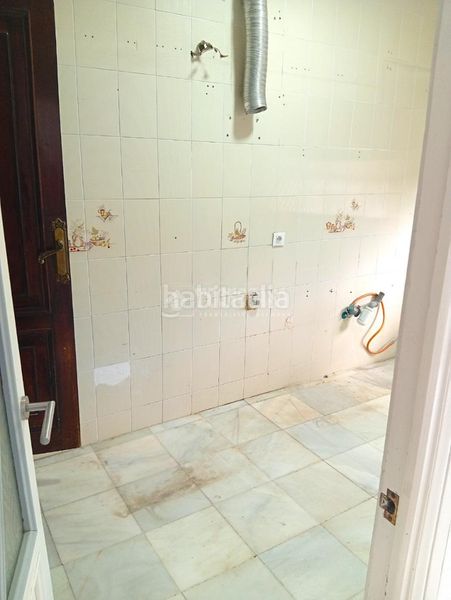 Foto bdebc460-3286-483c-a28e-26395da8b4ba. Casa aparellada amb aparcament a Coria del Río
