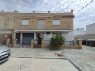 Appartamento in Coria del Río. Piso en venta en coria del río