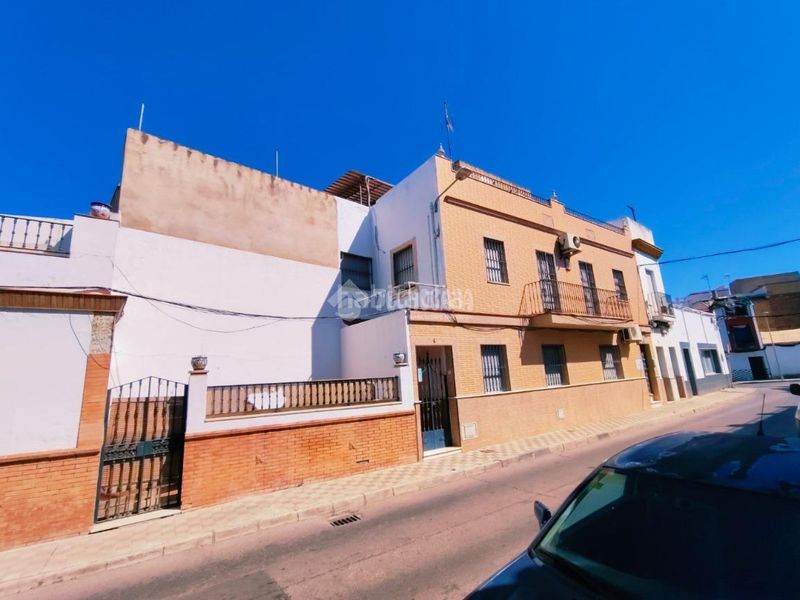 Foto c0d28ce4-1522-4fa1-9b5a-8b4b8ccf35f0. Pis a Coria del Río