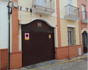 Car parking in Calle milagros 2