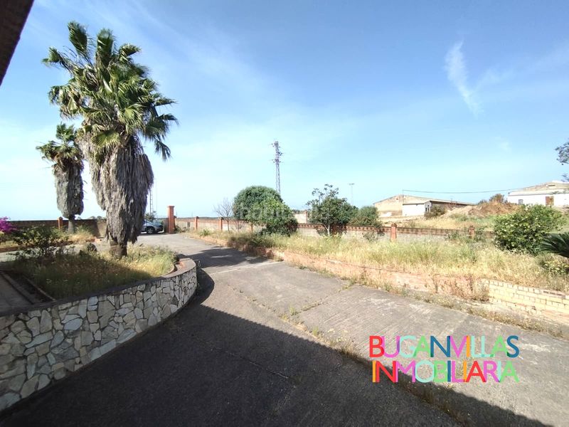Foto a12abf47-bfe1-4cdc-b050-a69281a04a60. Chalet with parking in Villablanca