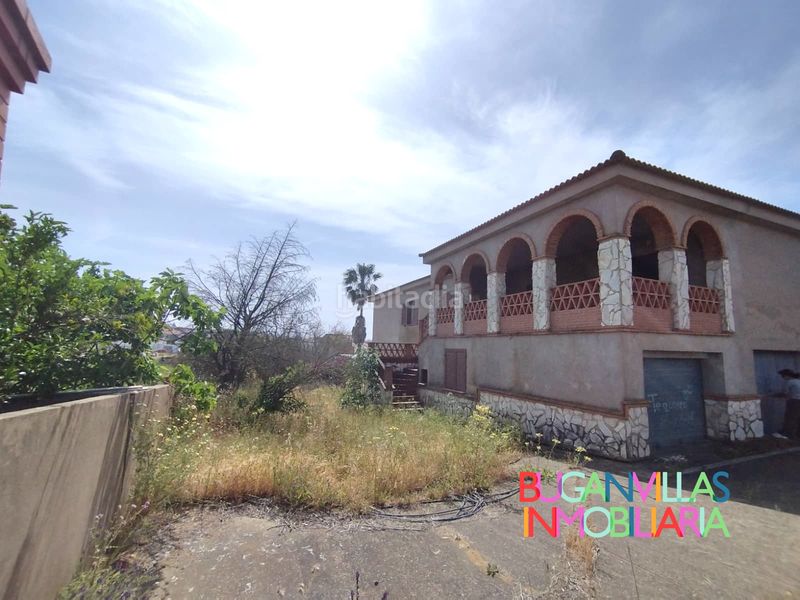 Foto f9b9b18d-4db2-4a54-8098-59db03bf1cf9. Chalet with parking in Villablanca