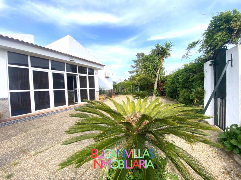 Foto 80913544-fe29-4fcd-a8de-5d7da8996a19. Chalet en Lepe