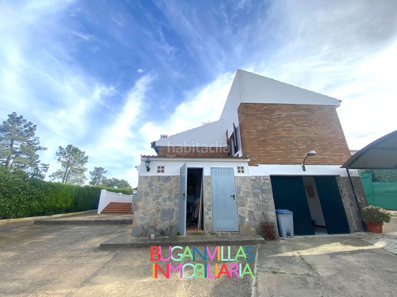 Foto ef4e4a37-6b4f-4f25-964c-61f9d36e3c7d. Chalet en Lepe