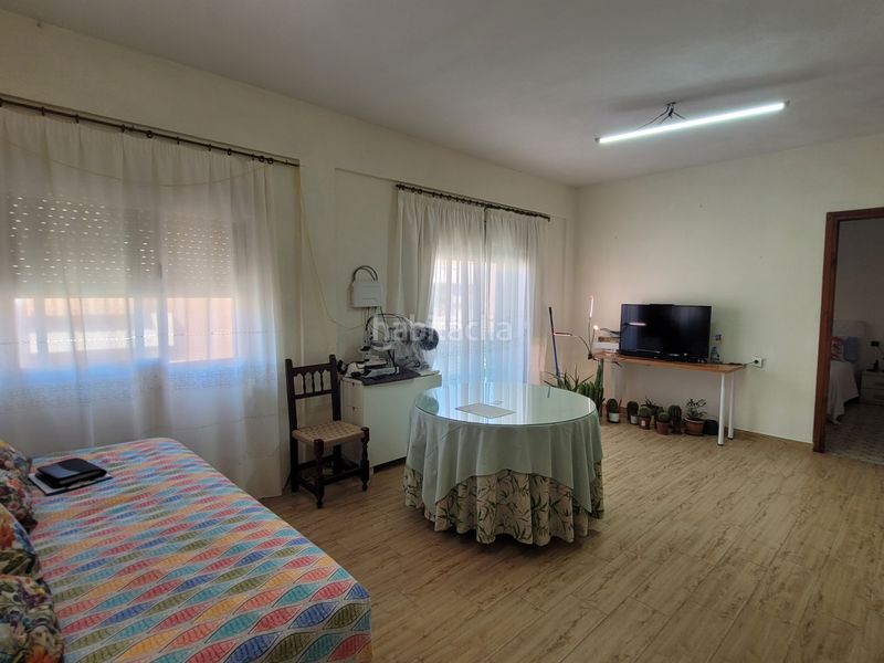 Foto 88f53875-ce0d-41b1-bfd1-8b1f579281f5. Piso  en Maracena