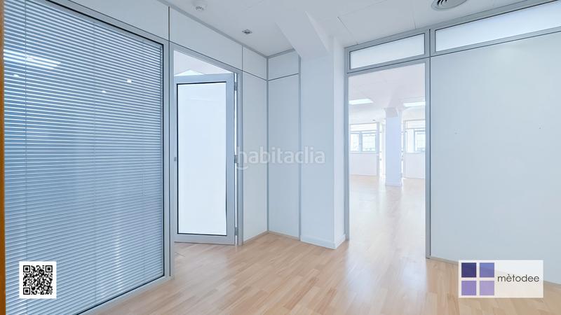 Foto 36f4b30c-d716-433c-b3bc-03fa21b221d3. Alquiler oficina  muy luminosa en edificio corporativo en el eixample en Barcelona