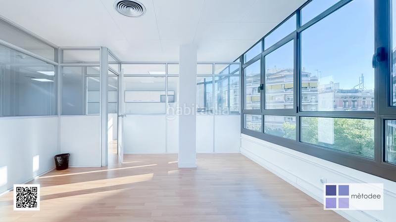 Foto 7ab7f12c-4392-4f49-93b0-cdda07583edc. Alquiler oficina  muy luminosa en edificio corporativo en el eixample en Barcelona