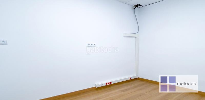 Foto c0663658-07a2-4246-858a-25693583a475. Miete büro mit heizung in Barri de les Corts Barcelona