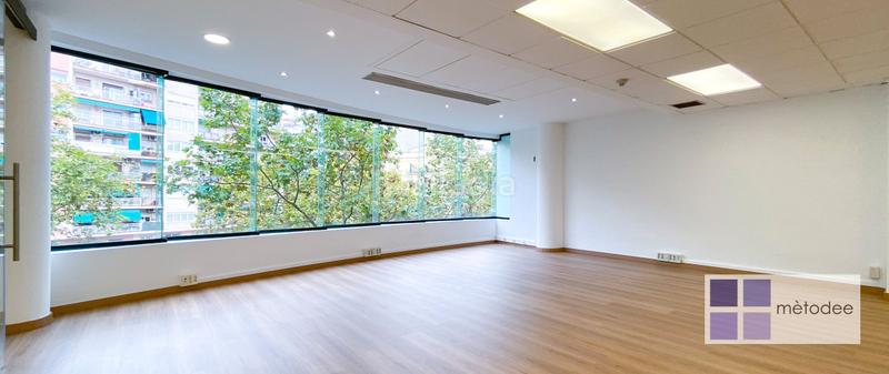 Foto d8c1113a-921d-44b4-8cfb-2c8b503eb2e2. Miete büro mit heizung in Barri de les Corts Barcelona