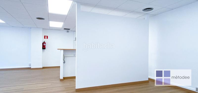 Foto ea936828-8d55-4cca-a30b-8052045324cb. Miete büro mit heizung in Barri de les Corts Barcelona