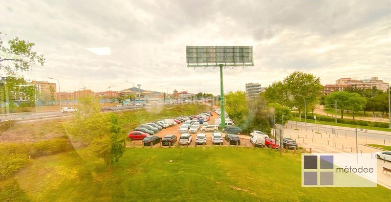 Foto b3245de3-feb5-43c0-ac04-6aa366901b07. Affitto ufficio con riscaldamento in Centre Sant Just Desvern