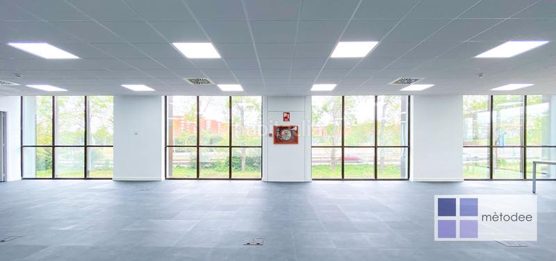 Foto 0042cd60-9883-4398-b4d2-6b407a3fe22b. Alquiler oficina  recien reformada en Centre Sant Just Desvern