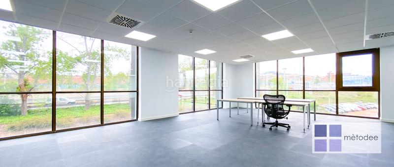 Foto 6e08a8de-ec6c-447b-a8fe-fbe661d836ca. Alquiler oficina  recien reformada en Centre Sant Just Desvern