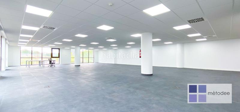 Foto dc75538d-f7a2-4049-86c8-c0298bc0a3d5. Miete büro mit heizung in Centre Sant Just Desvern