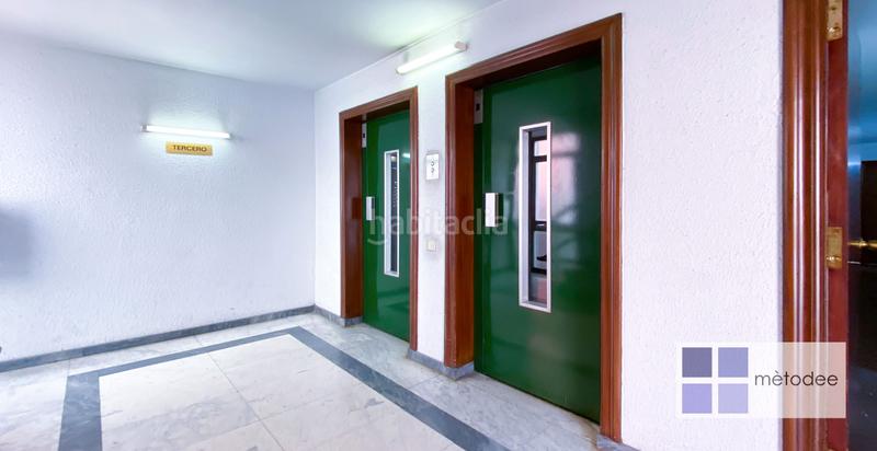 Foto b8cc3e4d-546b-4aa4-9af0-27c9a14766dc. Location bureau avec chauffage dans La Nova Esquerra de l´Eixample Barcelona