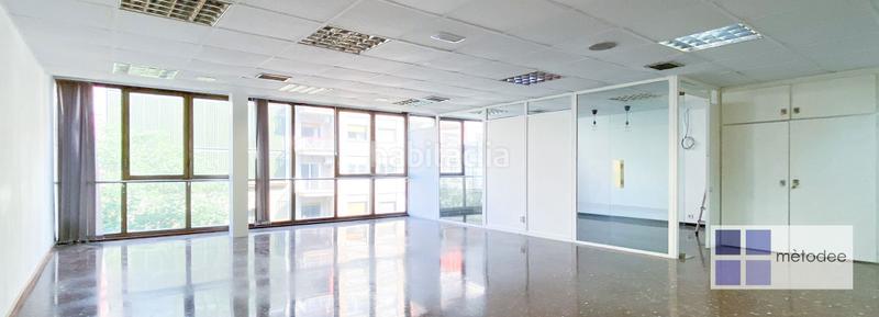 Foto 90da3f6a-94d4-4639-8a47-434efd1f30fe. Rent office space with heating in La Nova Esquerra de l´Eixample Barcelona