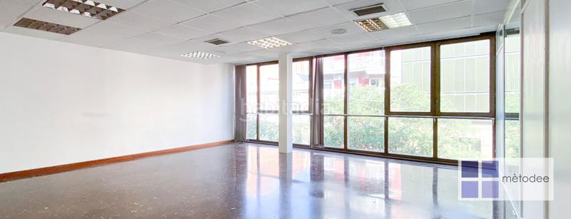 Foto 99ab6097-a69e-4a0c-9ec9-13ee17041400. Rent office space with heating in La Nova Esquerra de l´Eixample Barcelona