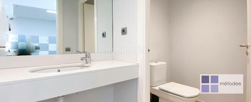 Foto 7de4a82d-797b-44fe-8f41-2605bb4287c5. Location bureau avec chauffage dans Centre Sant Just Desvern