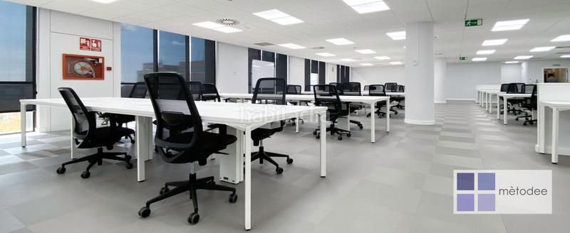 Foto ea242b13-5c02-4ede-bd28-af749e76f6b0. Location bureau avec chauffage dans Centre Sant Just Desvern