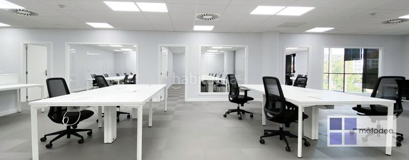 Foto f68c8ad0-fdea-4b61-95f2-496ec02a3b67. Location bureau avec chauffage dans Centre Sant Just Desvern