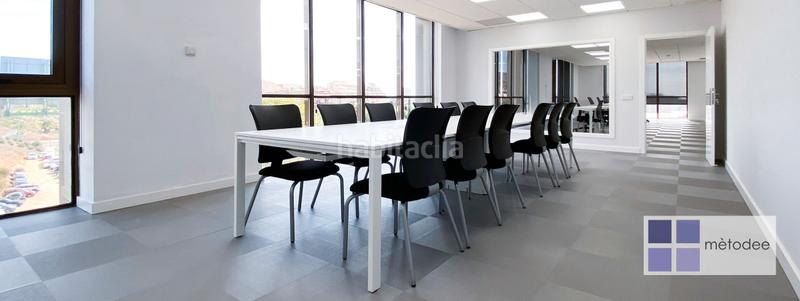 Foto a5c674f2-3ec7-44b2-9d68-e77f83a83510. Miete büro mit heizung in Centre Sant Just Desvern