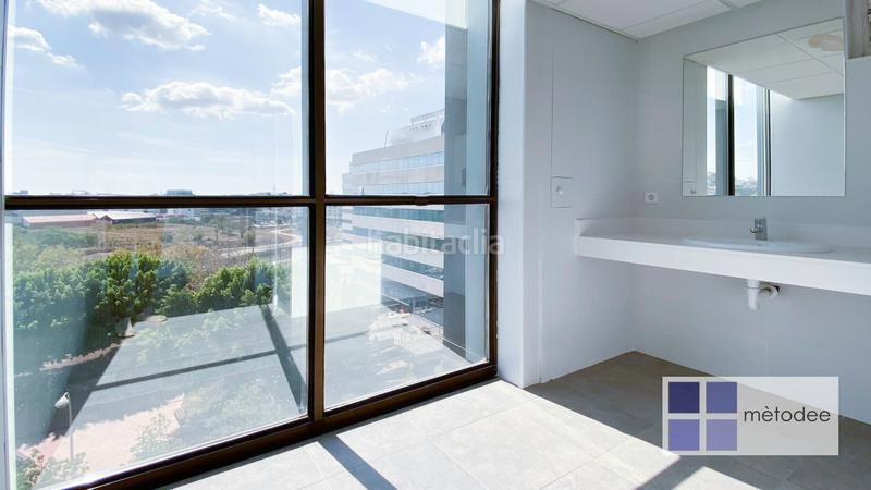 Foto 1ec45439-92cd-4520-80d4-82de909c6e05. Rent office space with heating in Centre Sant Just Desvern