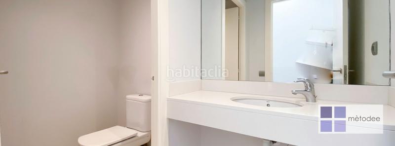 Foto b0056cf2-4cd7-4ac0-8d22-1d0dca9a7f6d. Rent office space with heating in Centre Sant Just Desvern