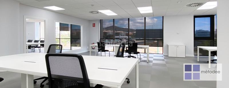 Foto b42b952f-5e99-4a07-912d-5783cc54bb87. Rent office space with heating in Centre Sant Just Desvern