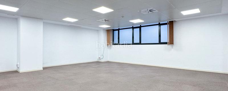 Foto c1aff94a-972a-4bd9-99d6-ae23683162d8. Affitto ufficio con riscaldamento in El Gall Esplugues de Llobregat