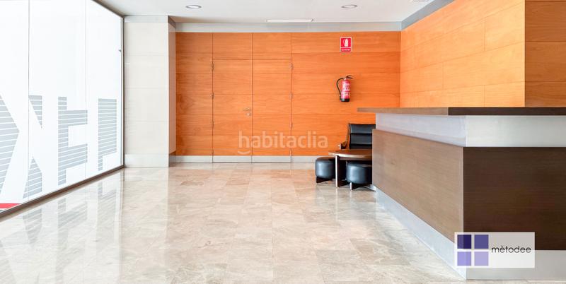 Foto ac2a70c5-8811-41eb-beb2-0c7cd1b84977. Lloguer oficina amb calefacció a El Gall Esplugues de Llobregat