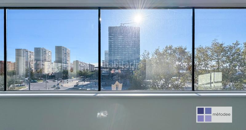 Foto ca351a25-9c59-463e-a80f-91fb9f9045e3. Miete büro mit heizung in Sants Barcelona