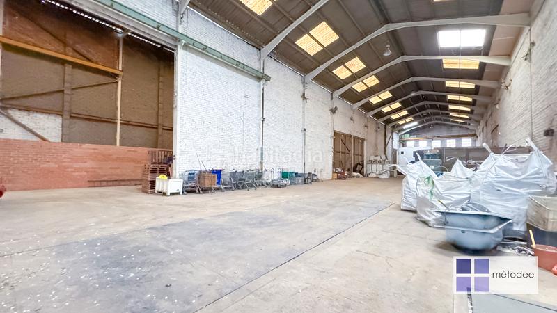 Foto 10fc338c-c5b5-4dee-b5d4-3cbbecd74e92. Bâtiment à usage industriel dans Centre Hospitalet de Llobregat (L´)