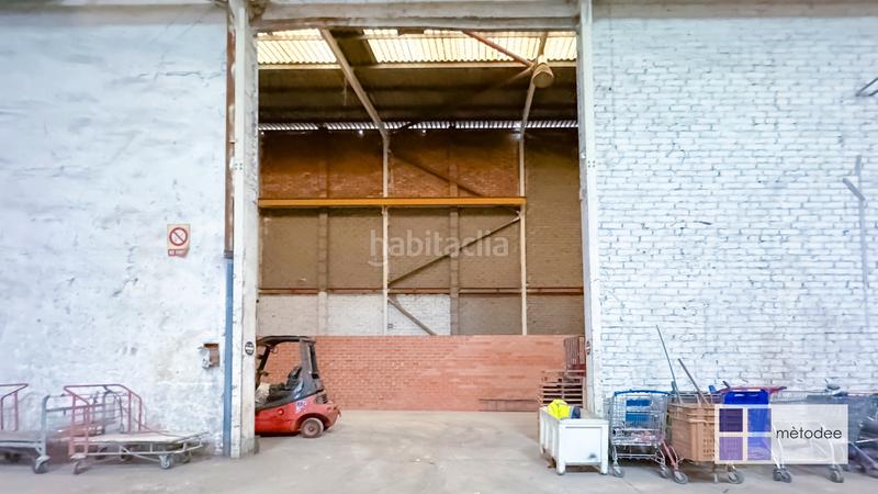 Foto cfb70418-ba54-441a-b3a8-69a71d947e4b. Bâtiment à usage industriel dans Centre Hospitalet de Llobregat (L´)