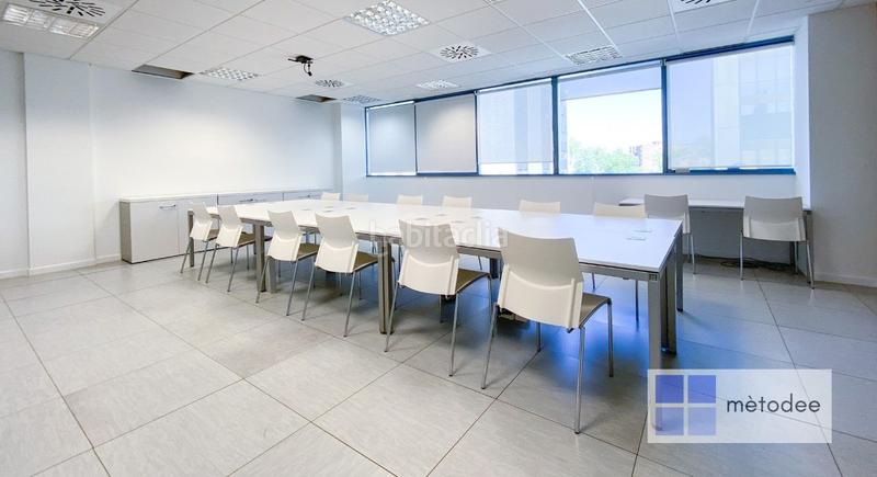 Foto 96be03d2-4f91-44b5-9247-31a84a657814. Miete büro mit heizung in Centre Sant Just Desvern