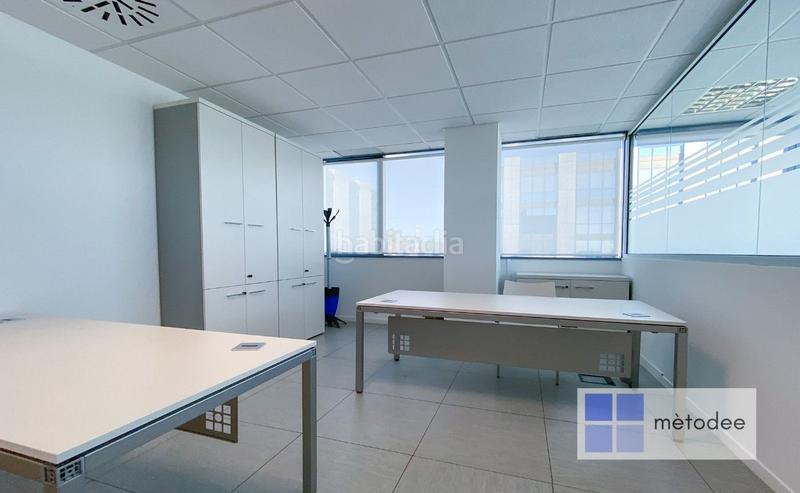 Foto c4df1268-6ce0-459f-97c4-31ee5941e500. Miete büro mit heizung in Centre Sant Just Desvern